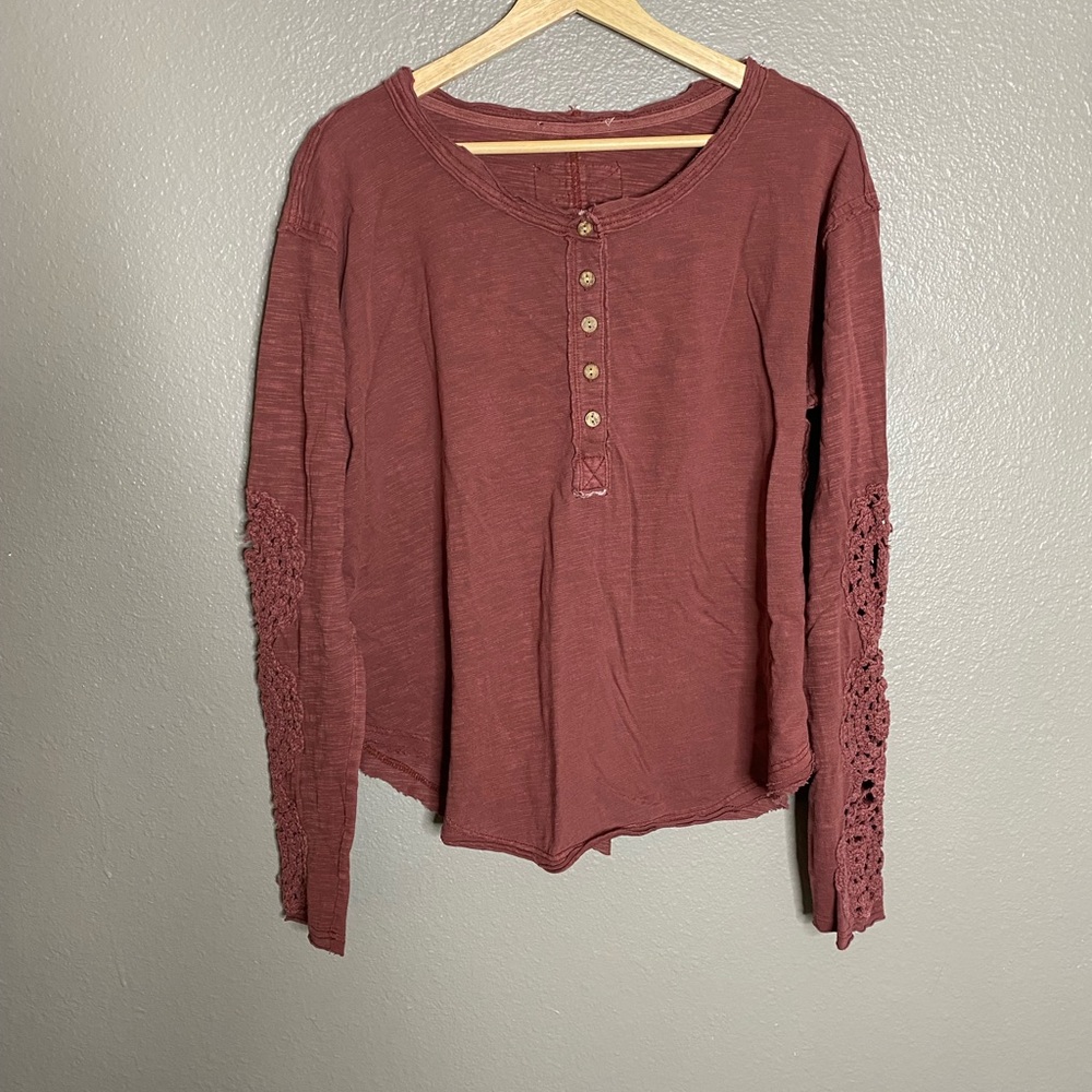 Women's Long Sleeve Crohett Henley‎ Top